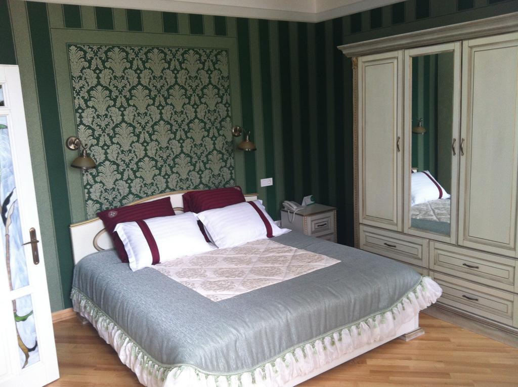Fontush Boutique Hotel 이바노프란키우스크 객실 사진