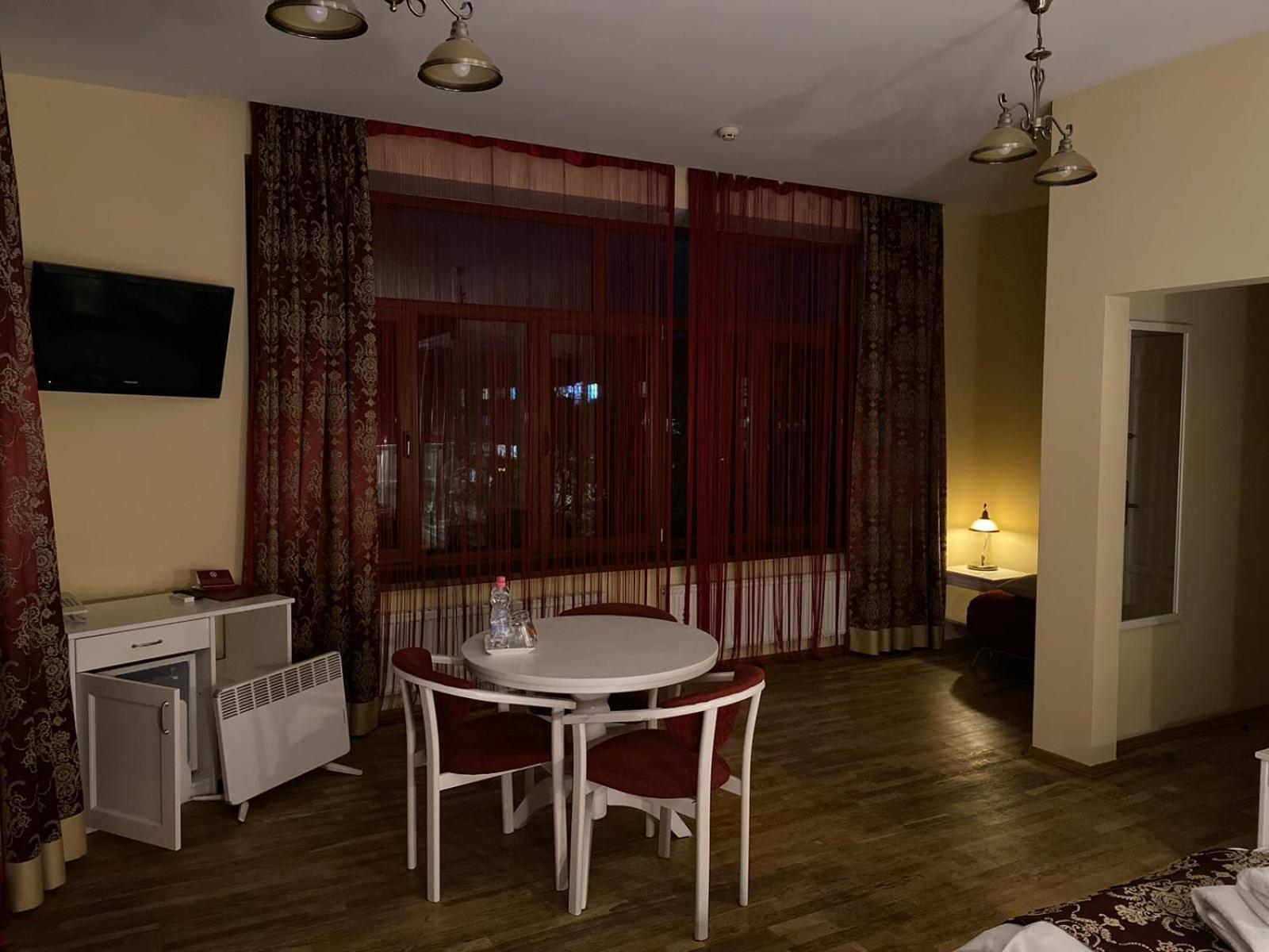 Fontush Boutique Hotel 이바노프란키우스크 외부 사진